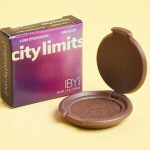 Beauty City Limits Lush Eyeshadow in the shade Fire & Ice Single Compact